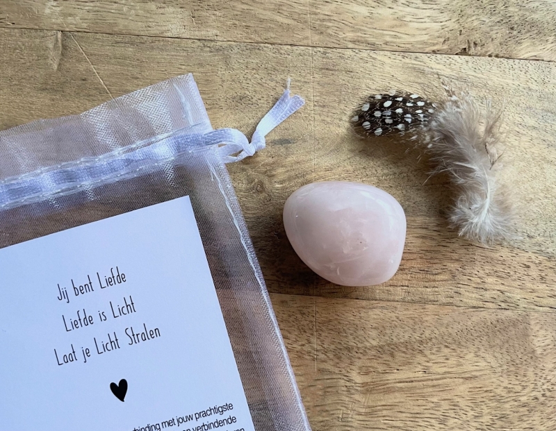 Zakje met rozenkwarts